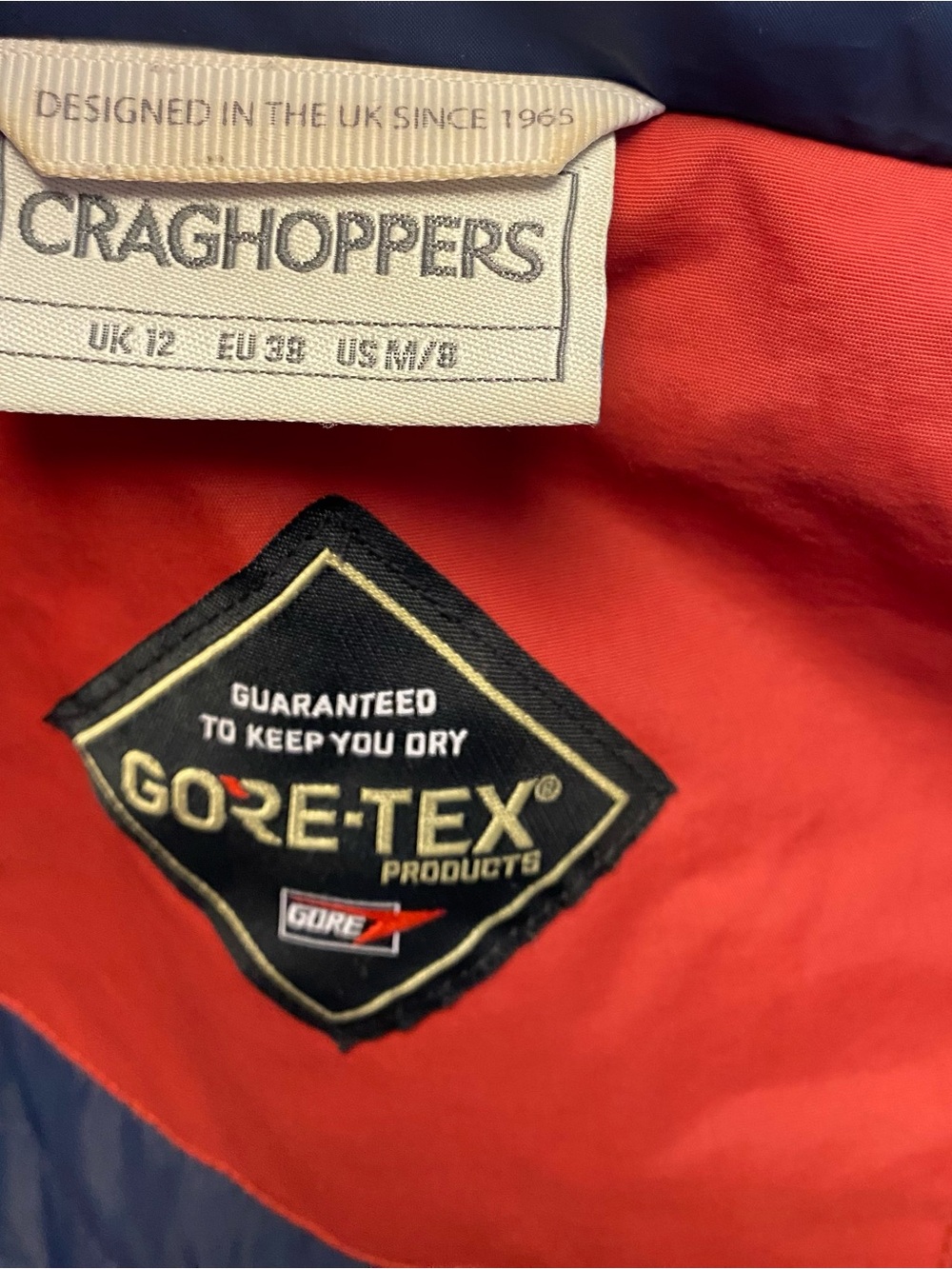 Craghoppers Agetha Red Hooded Jacket with Zip Pockets- GOR-TEX Size M - Picture 4 of 9
